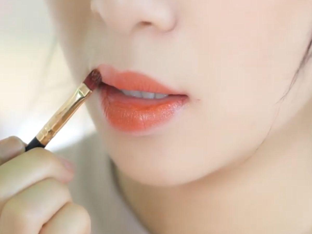Khắc phục son lên màu không đều, bị bột ở một số chỗ
