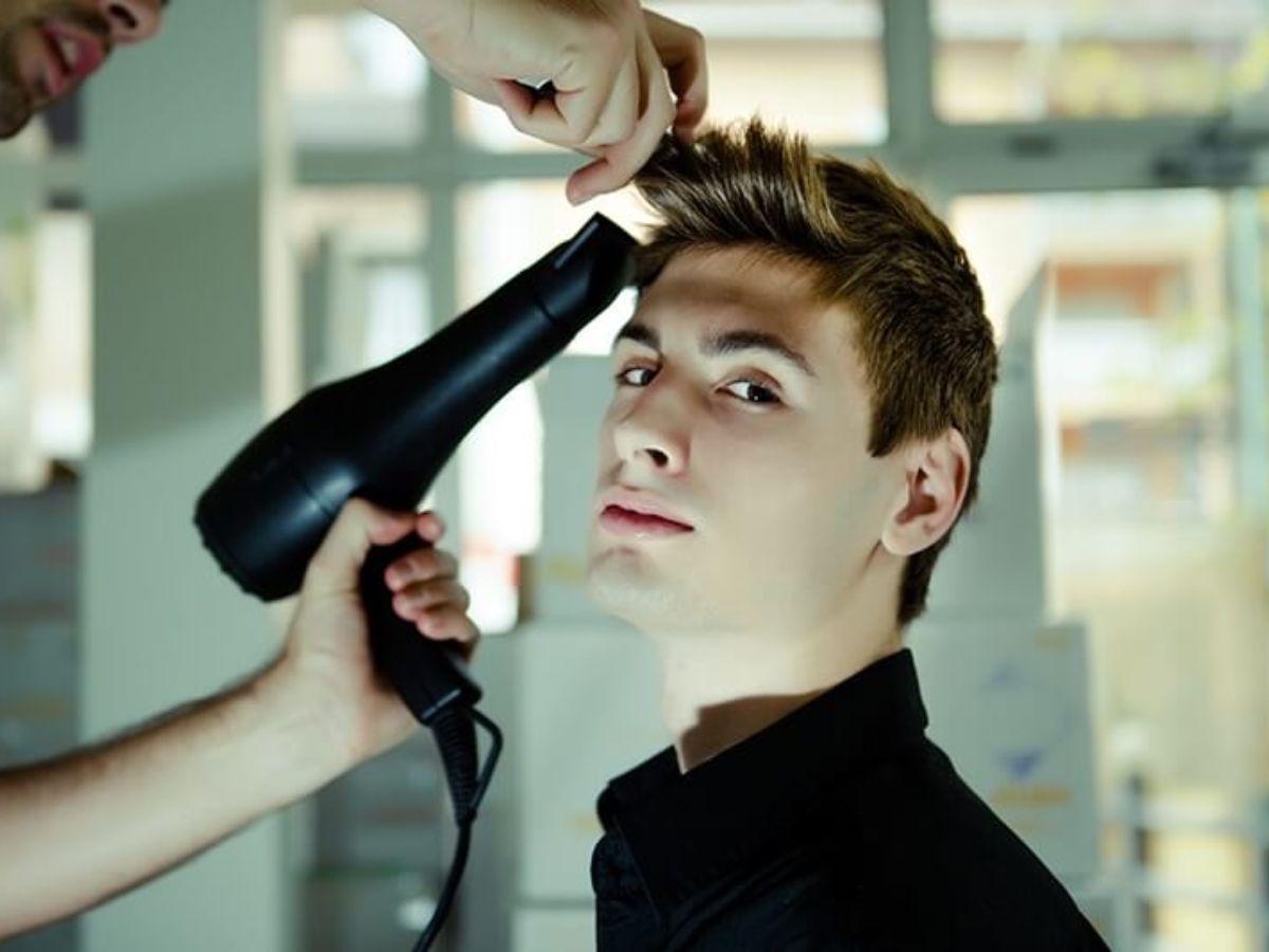 Mẹo sấy tóc tạo phồng