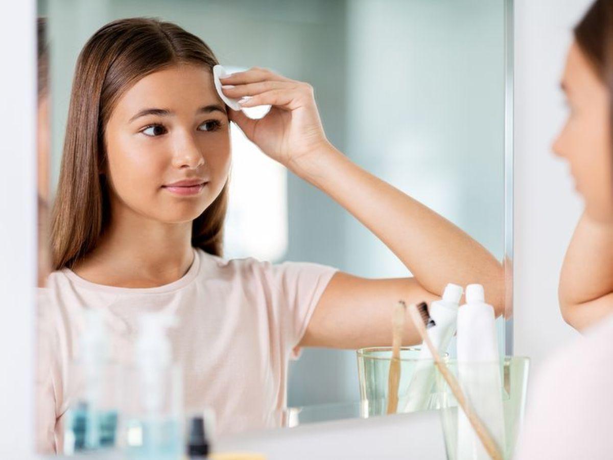 Làm sạch da sai cách gây mụn, to lỗ chân lông và khiến da xỉn màu