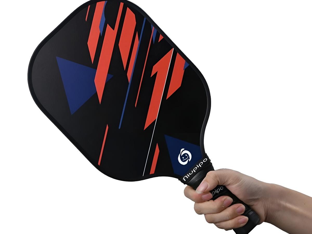 Fiberglass là lựa chọn tuyệt vời cho người mới bắt đầu làm quen với Pickleball