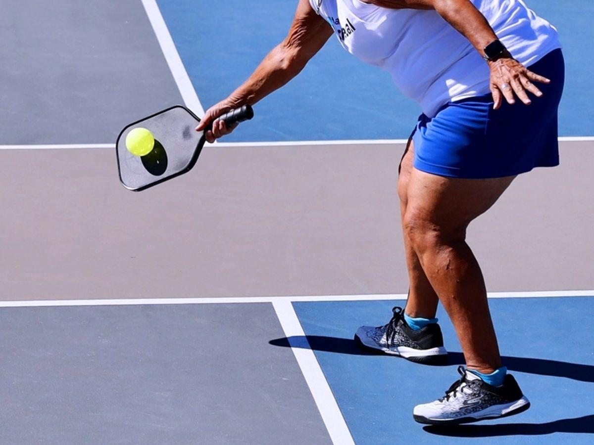 Vợt pickleball 14mm và 16mm có sự khác nhau về cảm giác đánh