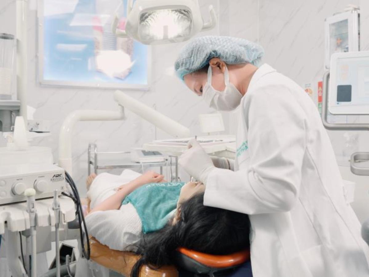 Đính đá răng thường không gây đau nhức