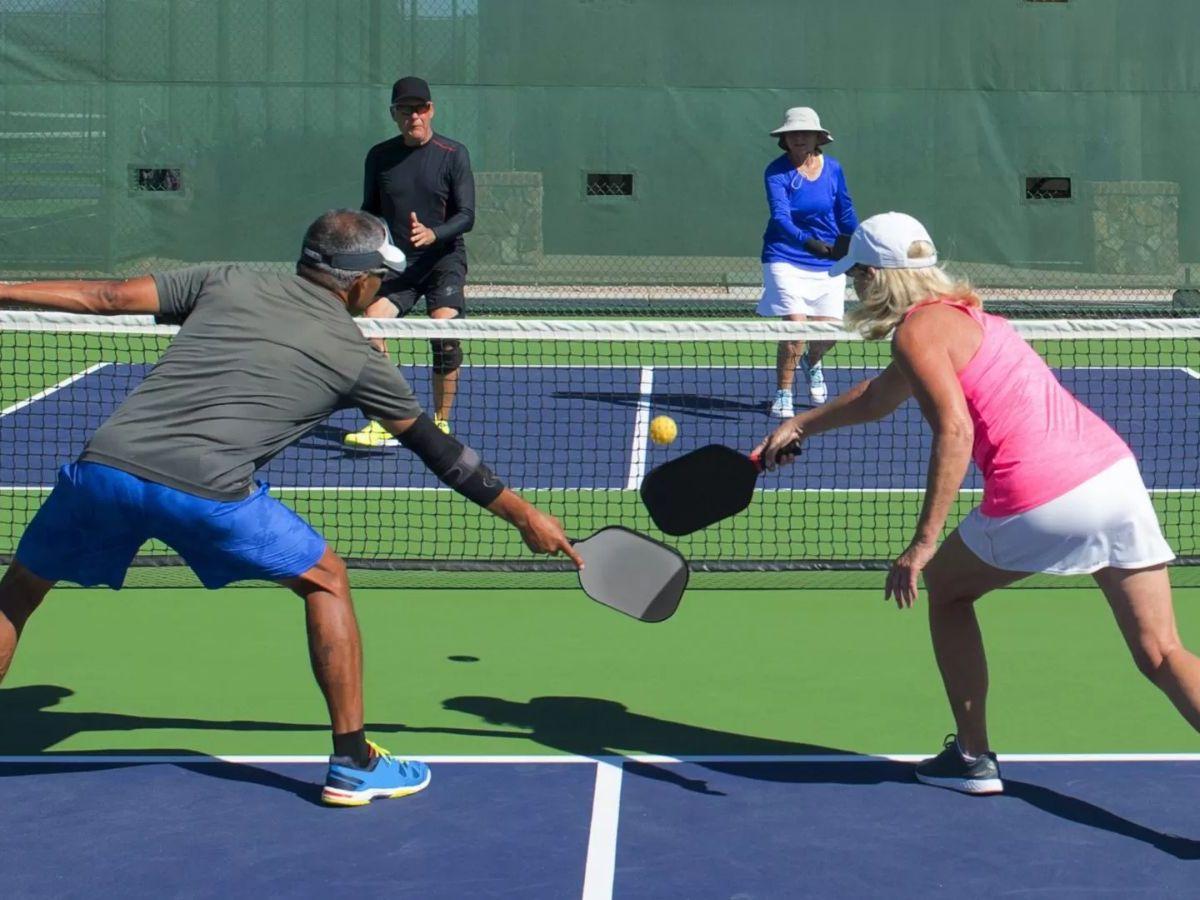 Đánh đôi trong Pickleball