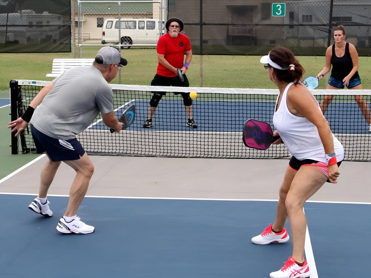 Chuyện kể về người cha đẻ và lý do ra đời độc đáo của Pickleball