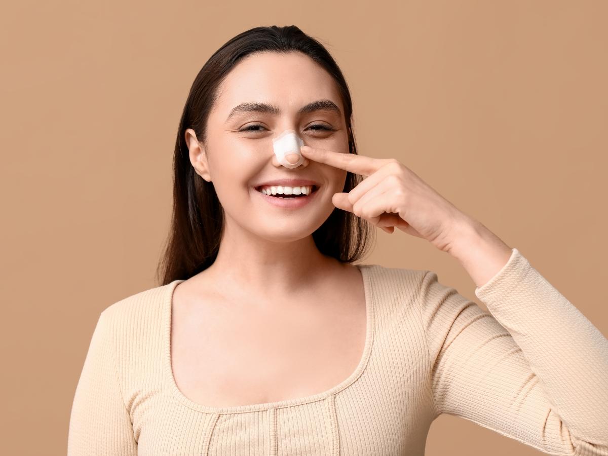 Ăn uống đủ chất, uống nhiều nước, tránh các thực phẩm dễ gây sẹo lồi hoặc kích ứng