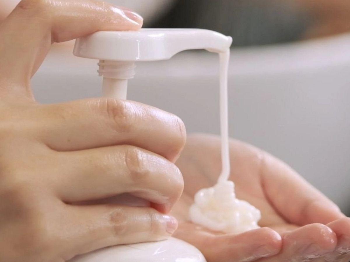 Không gội đầu ngay sát thời điểm nhuộm