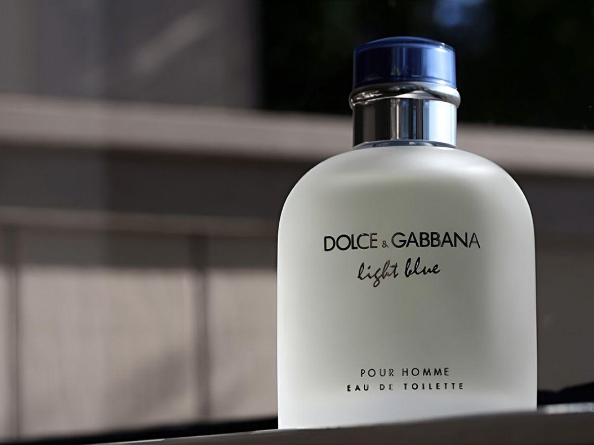 Dolce & Gabbana Light Blue Pour Homme là dòng EDT đặc trưng với độ tỏa hương vừa phải