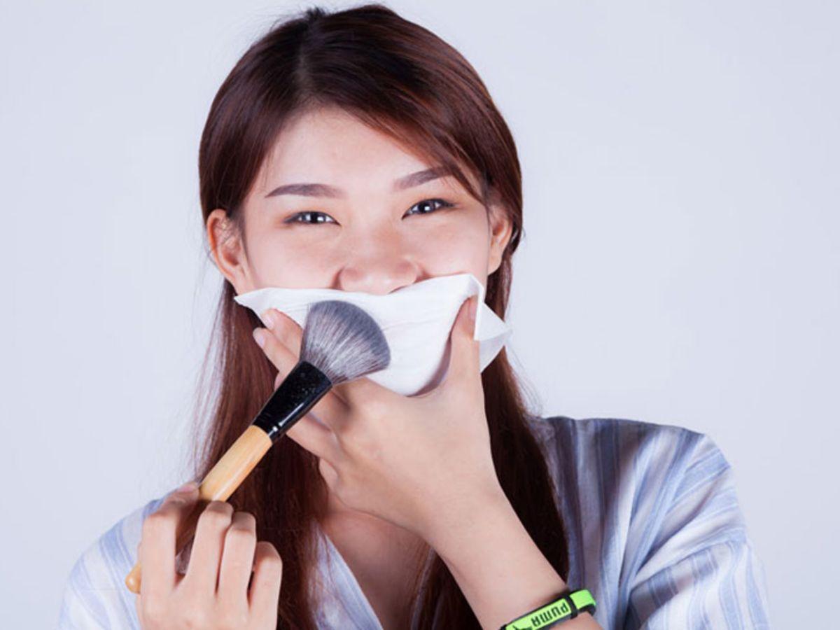 Phấn phủ còn có vài công dụng tay trái cực hay ho