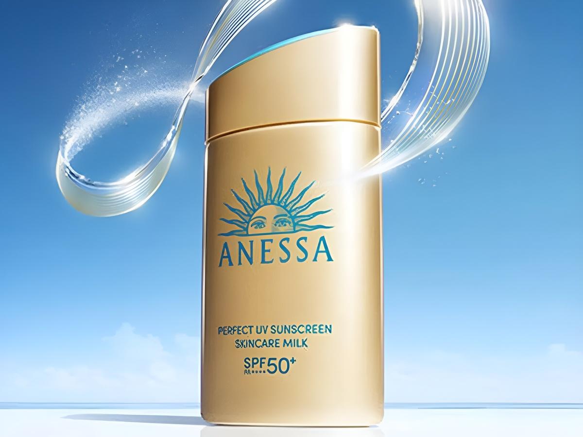 Đây chính là sản phẩm best-seller, huyền thoại làm nên tên tuổi của Anessa