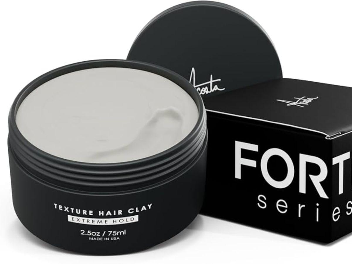 Forte Series Texture Clay có chất sáp xám nhạt, khá khô và đặc, tương tự Volcanic Clay