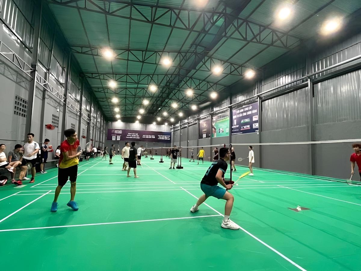 Sân C30 nổi bật nhờ quy mô lớn và số lượng sân phong phú