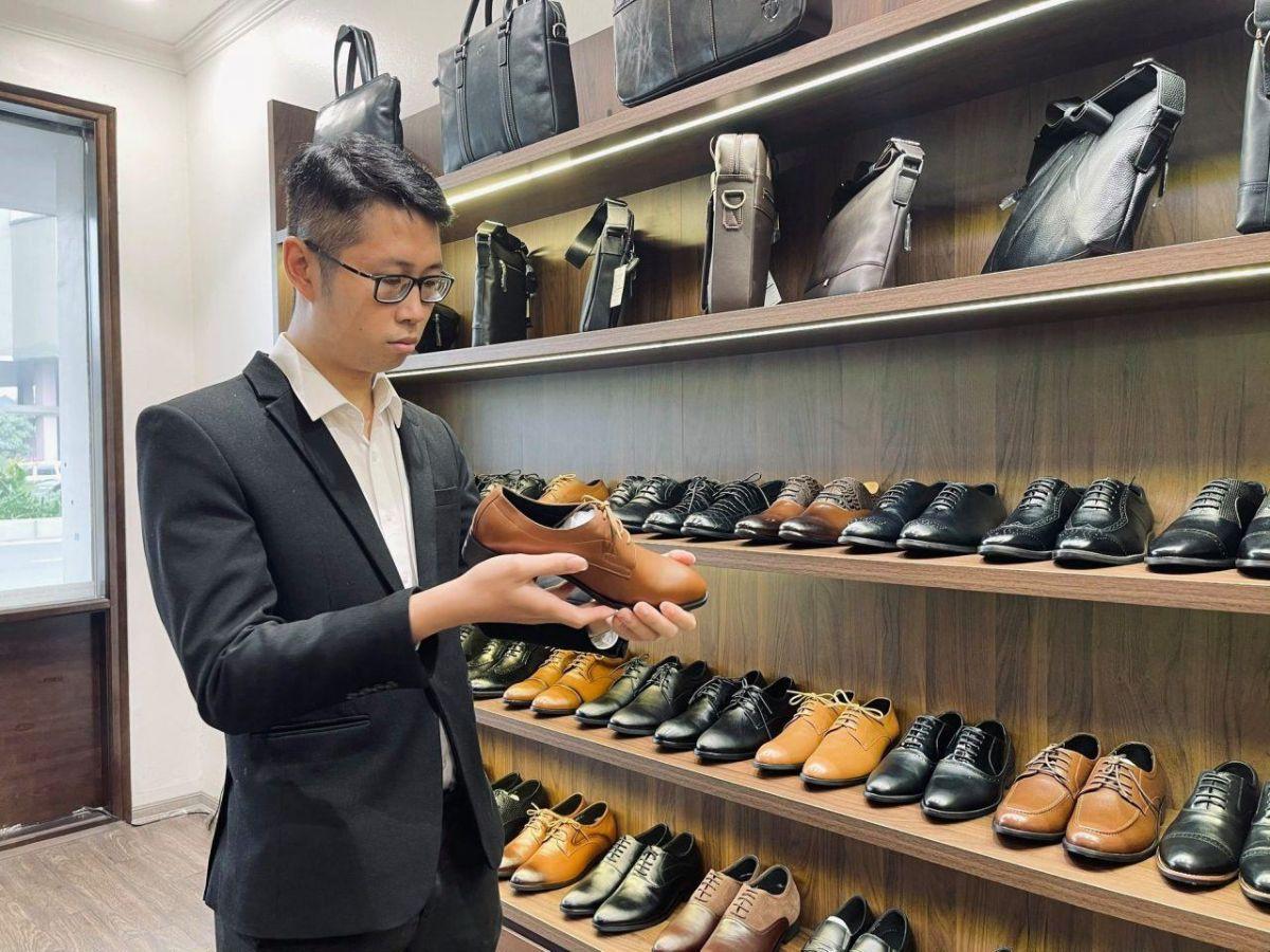Giá giày tây nam da thật tại TP.HCM khá đa dạng