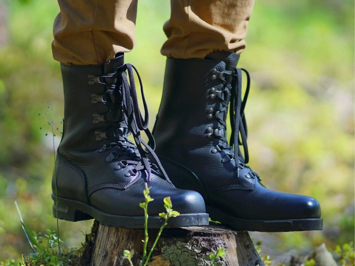 Giày dép là yếu tố chốt hạ, hoàn thiện bộ outfit bụi bặm của bạn