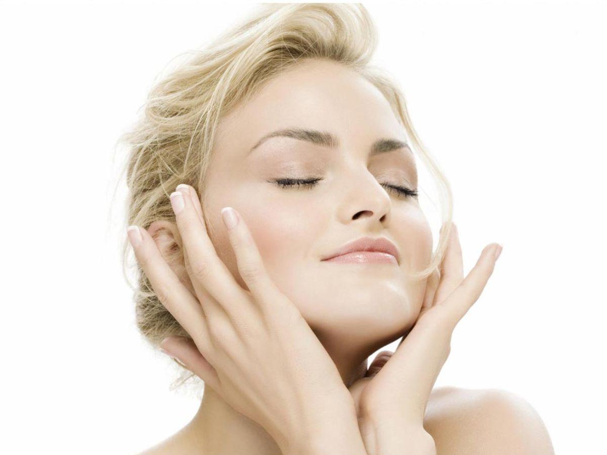 Cách dùng toner trực tiếp trên da
