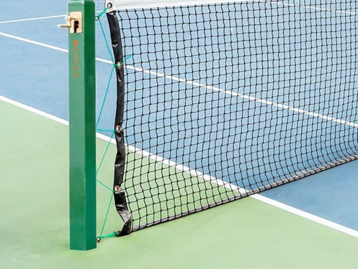 Lưới pickleball căng ngang