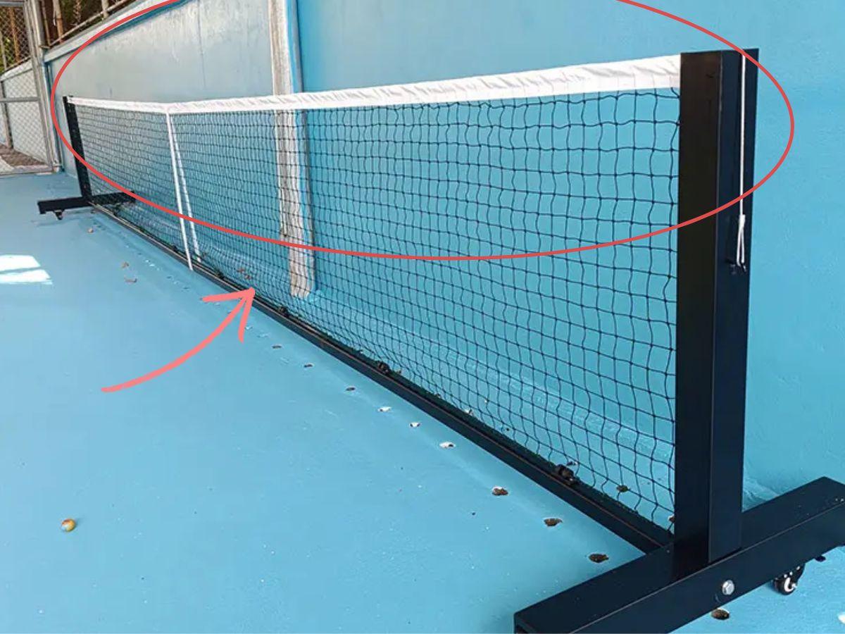 Phần băng trắng trên cùng của lưới Pickleball
