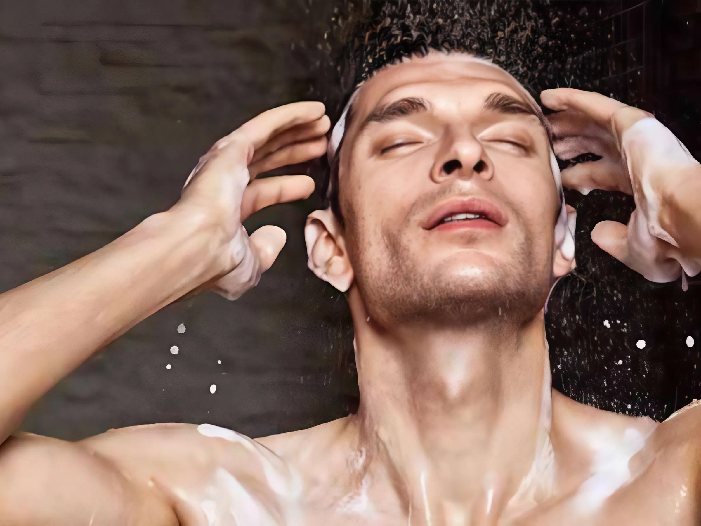 Mẹo Chăm Sóc Tóc Buzz Cut Siêu Dễ