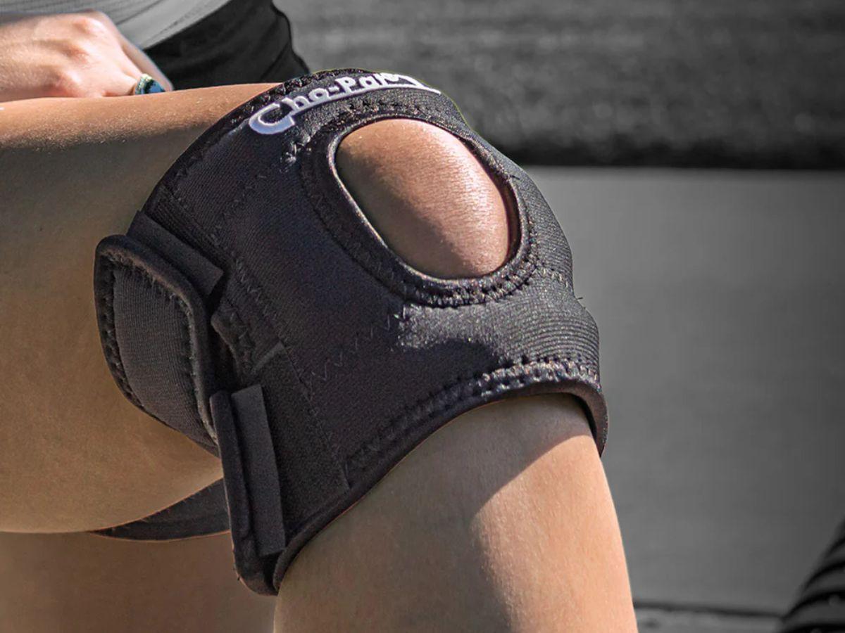 Bó gối có đệm/vòng silicon quanh xương bánh chè