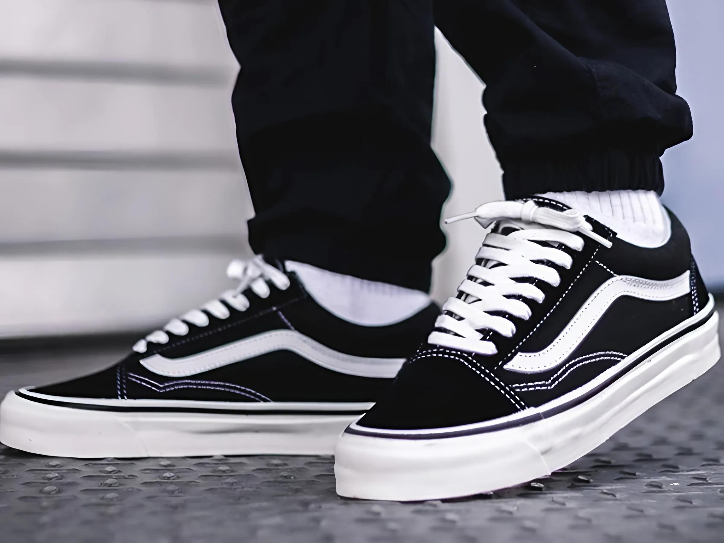 Vans Old Skool – Huyền thoại vượt thời gian