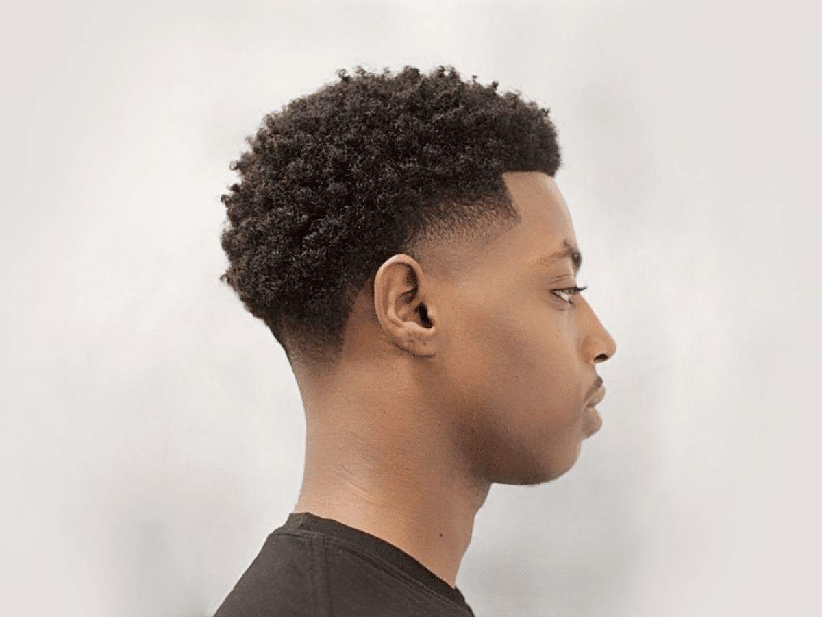 Taper Haircut là kiểu tóc được cắt ngắn dần từ trên xuống dưới và từ trước ra sau