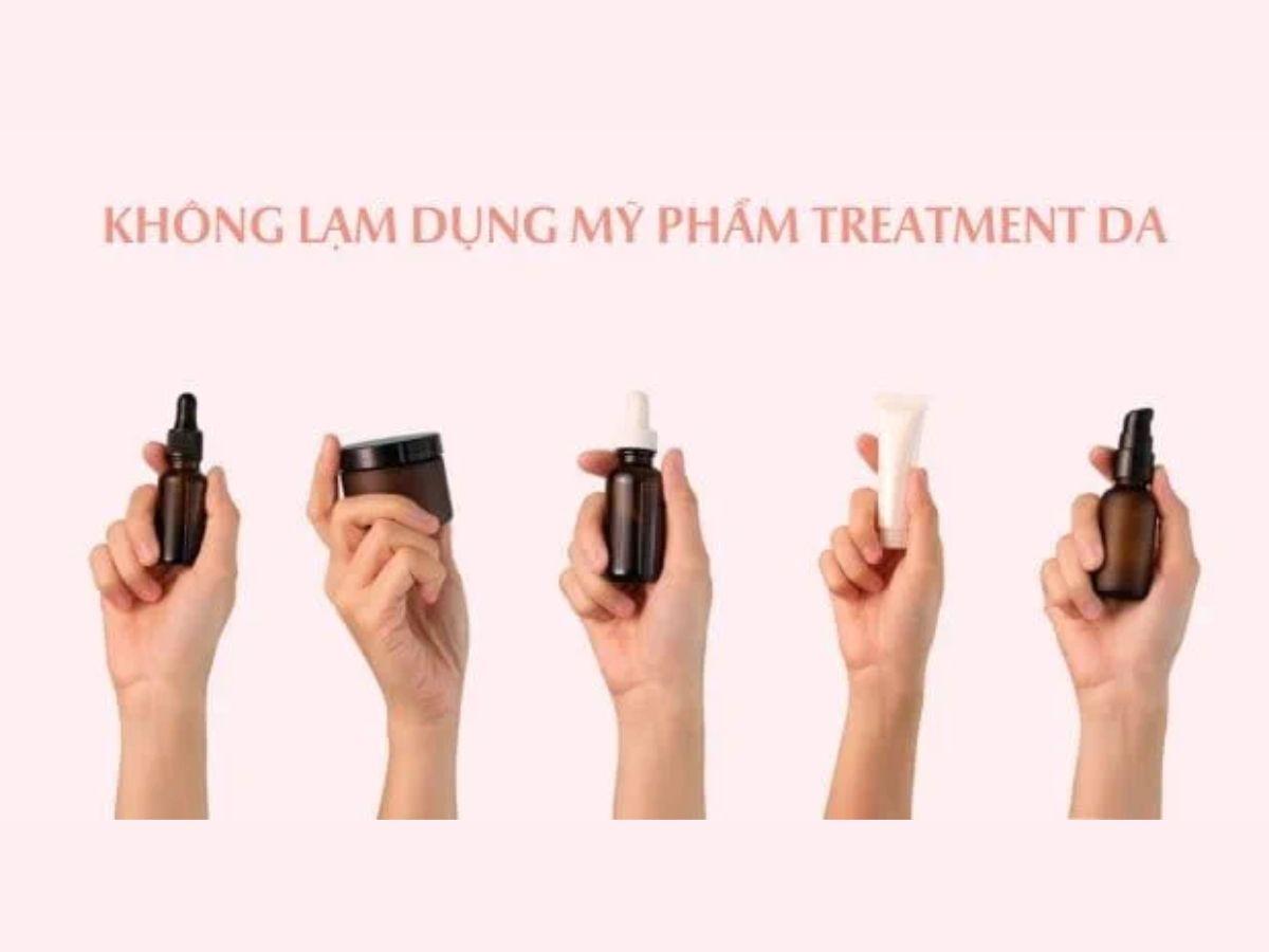 Không nên dùng AHA/BHA và Retinoids TRONG CÙNG MỘT BUỔI