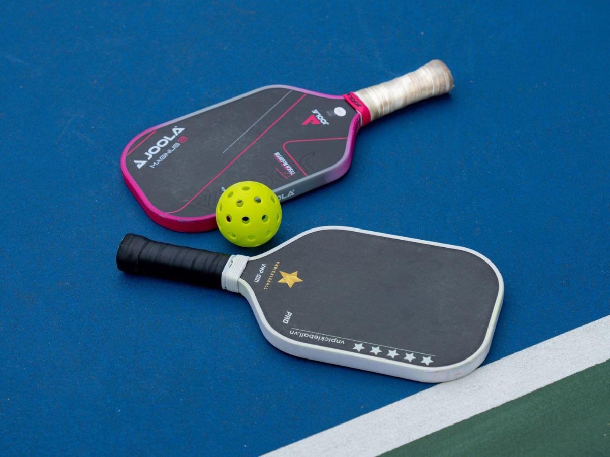Môi trường chơi pickleball ảnh hưởng đến độ bền của vợt