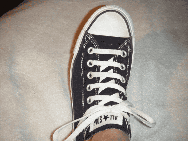 cach-that-day-giay-converse-1420