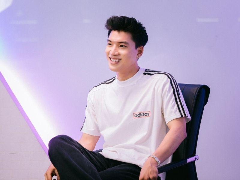 HIEUTHUHAI với kiểu tóc Short Quiff