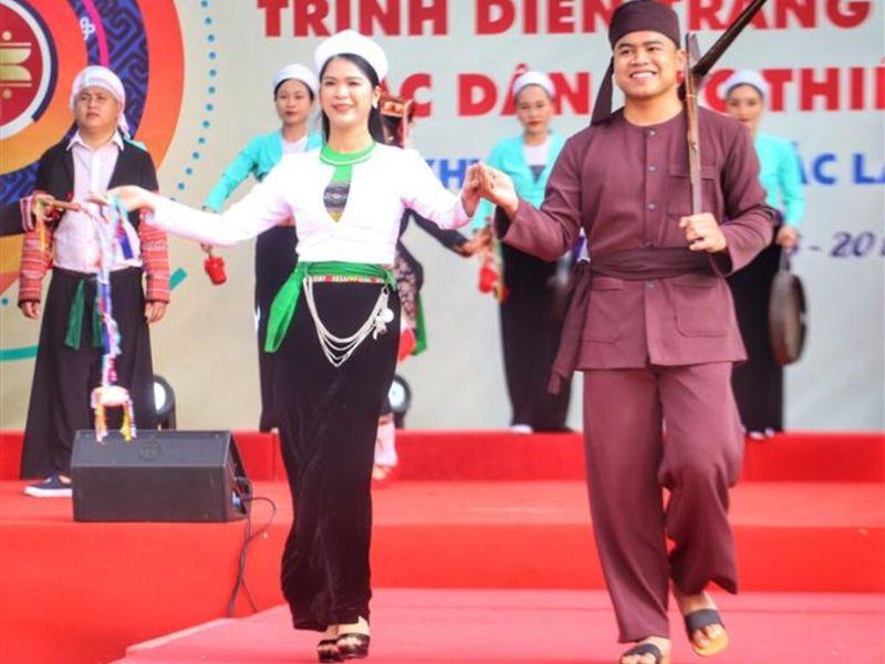 Trang phục dân tộc Mường nam