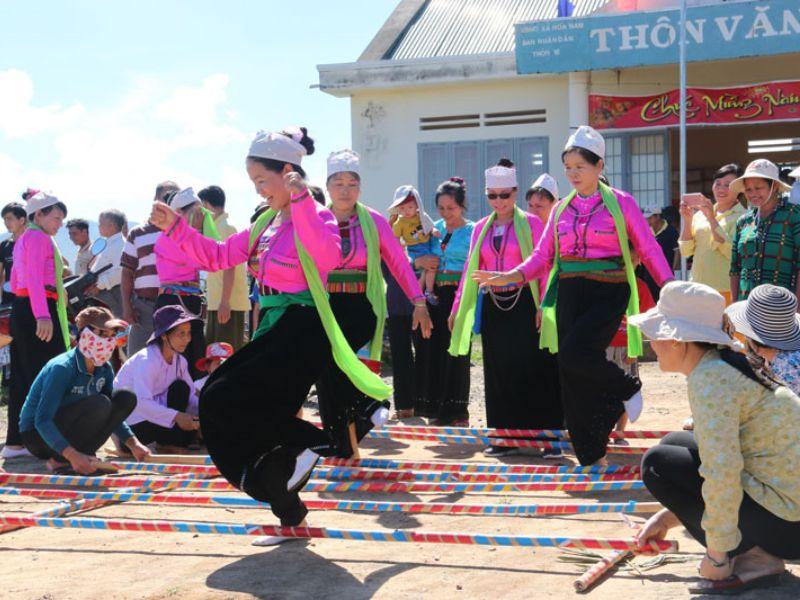 Hình ảnh về phong cảnh của người Mường