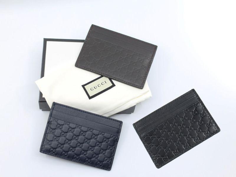 Các thương hiệu card holder quốc tế