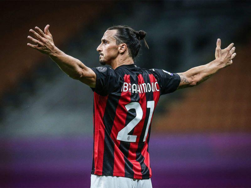 Zlatan Ibrahimović, với khối tài sản 300 triệu USD
