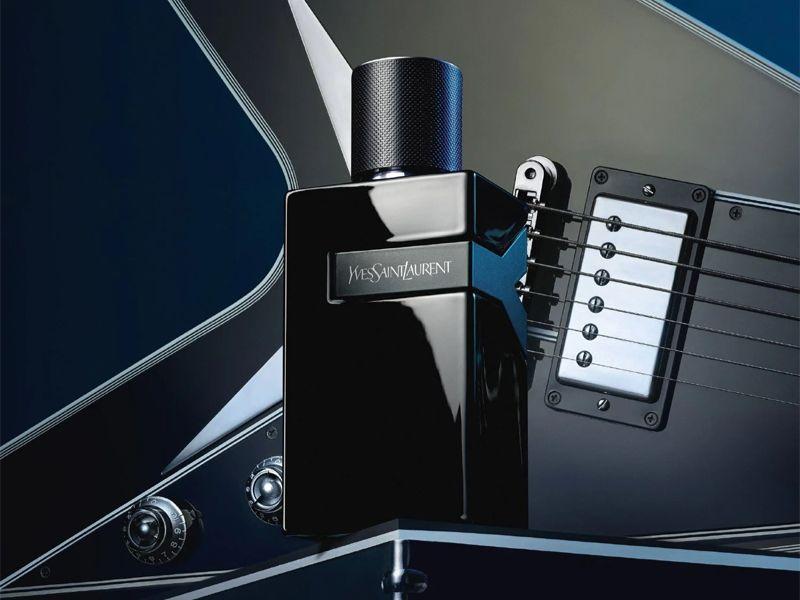 Yves Saint Laurent Y Le Parfum - Những chai nước hoa màu đen kinh điển