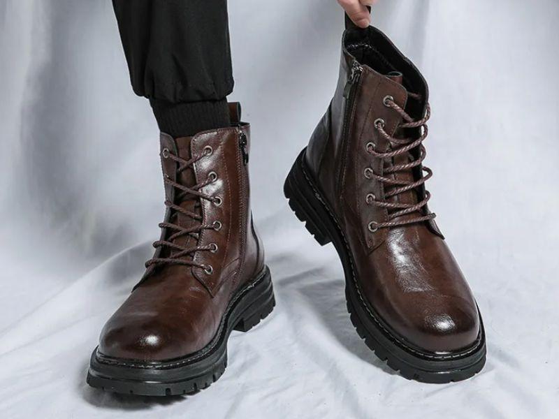 mặc đồ vest mang gi&agrave;y g&igrave; 