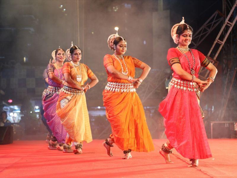 m&uacute;a ấn độ độc đ&aacute;o