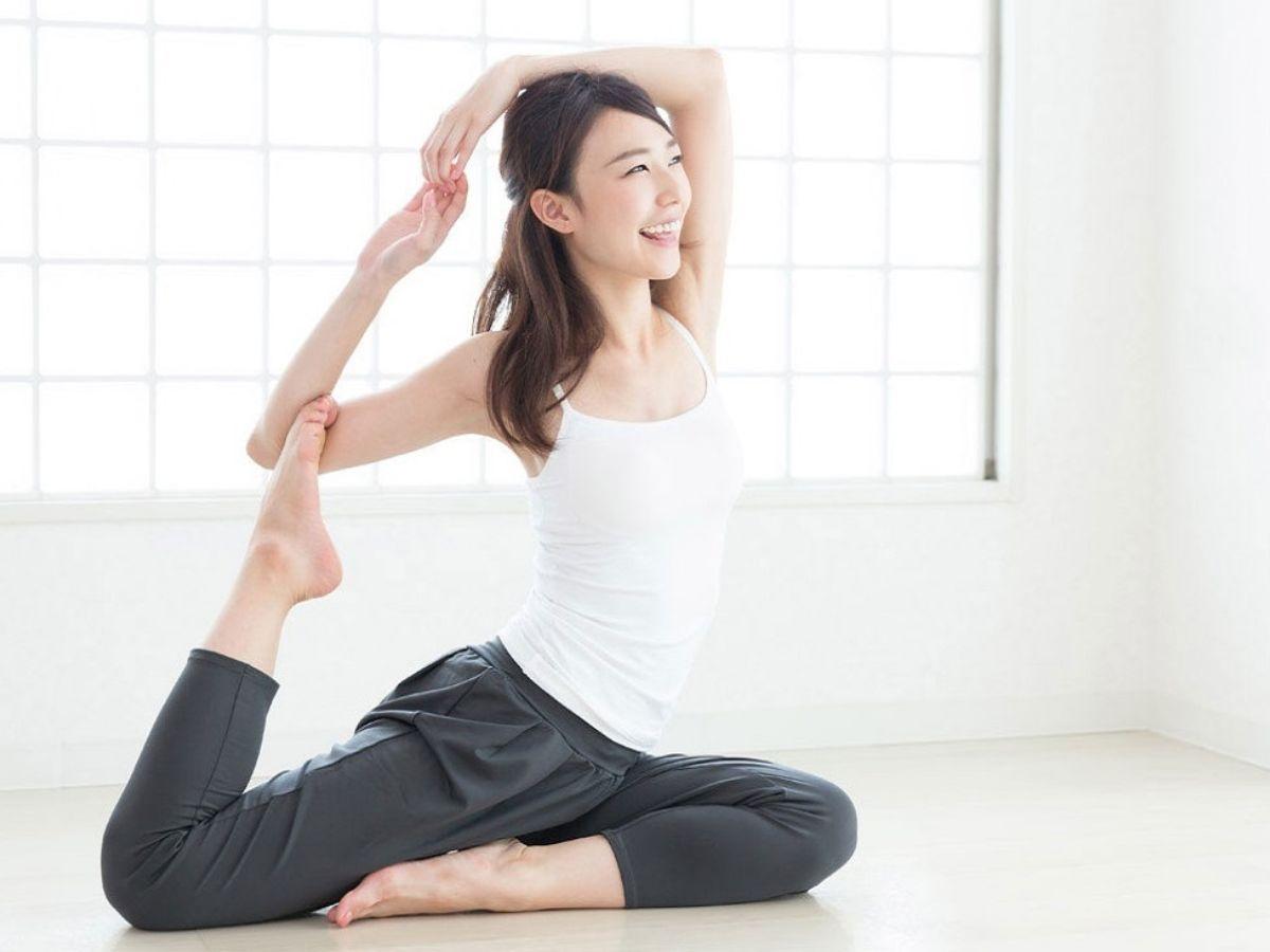 Yoga giảm stress và lo âu sau một ngày làm việc