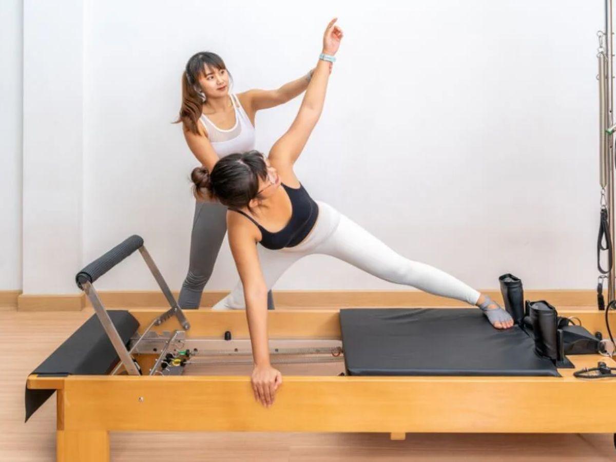 Giường tập Pilates Reformer là một trong những dụng cụ nổi bật nhất trong Pilates