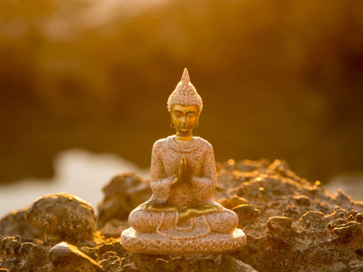 Nền tảng của triết học yoga dựa trên Kinh Sutras và Dharma