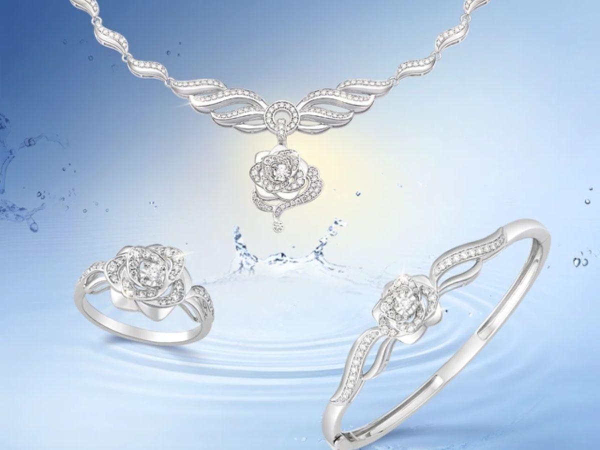 Trang sức thông minh mang đến sự tiện lợi nhưng không kém phần quyến rũ