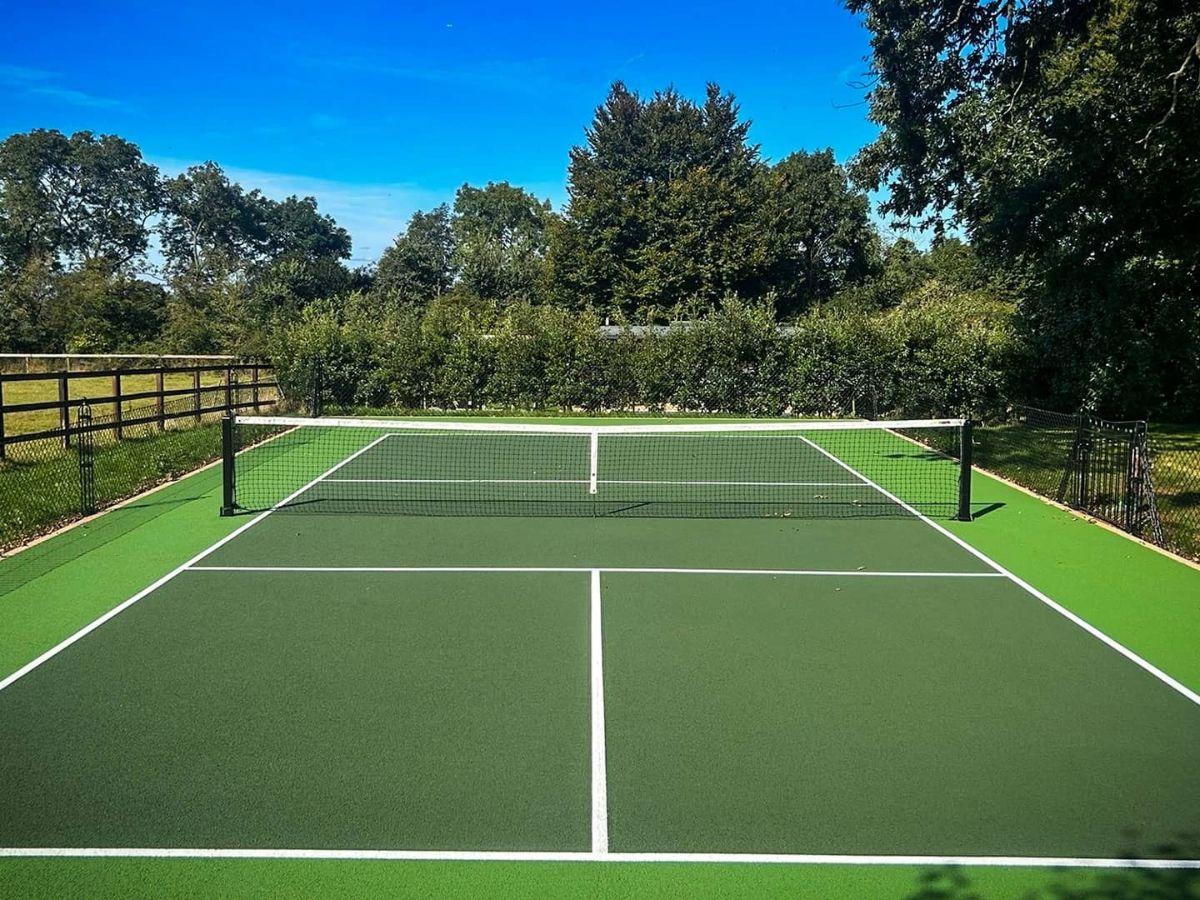 Tiêu chuẩn về cột lưới của sân tennis