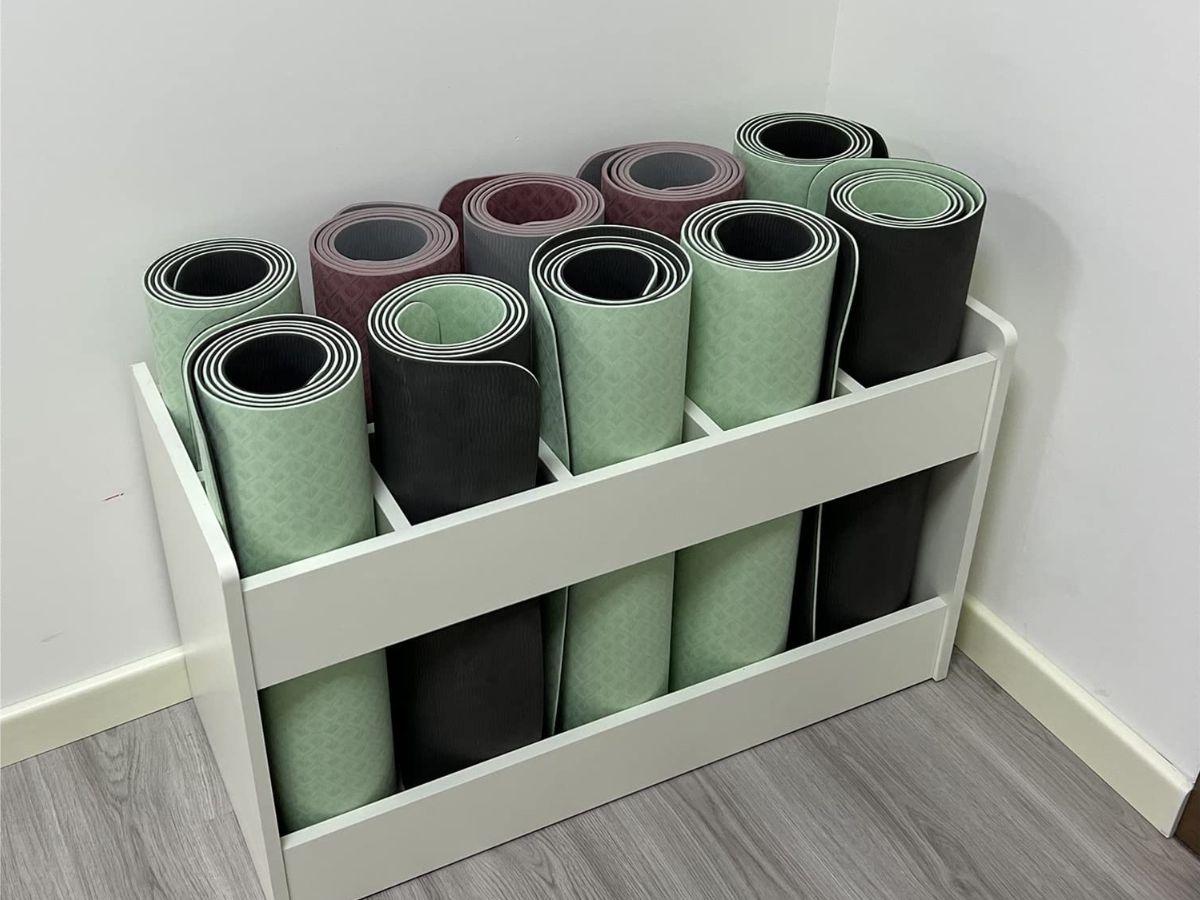 Bảo quản ở nơi khô thoáng và tránh ánh nắng trực tiếp.