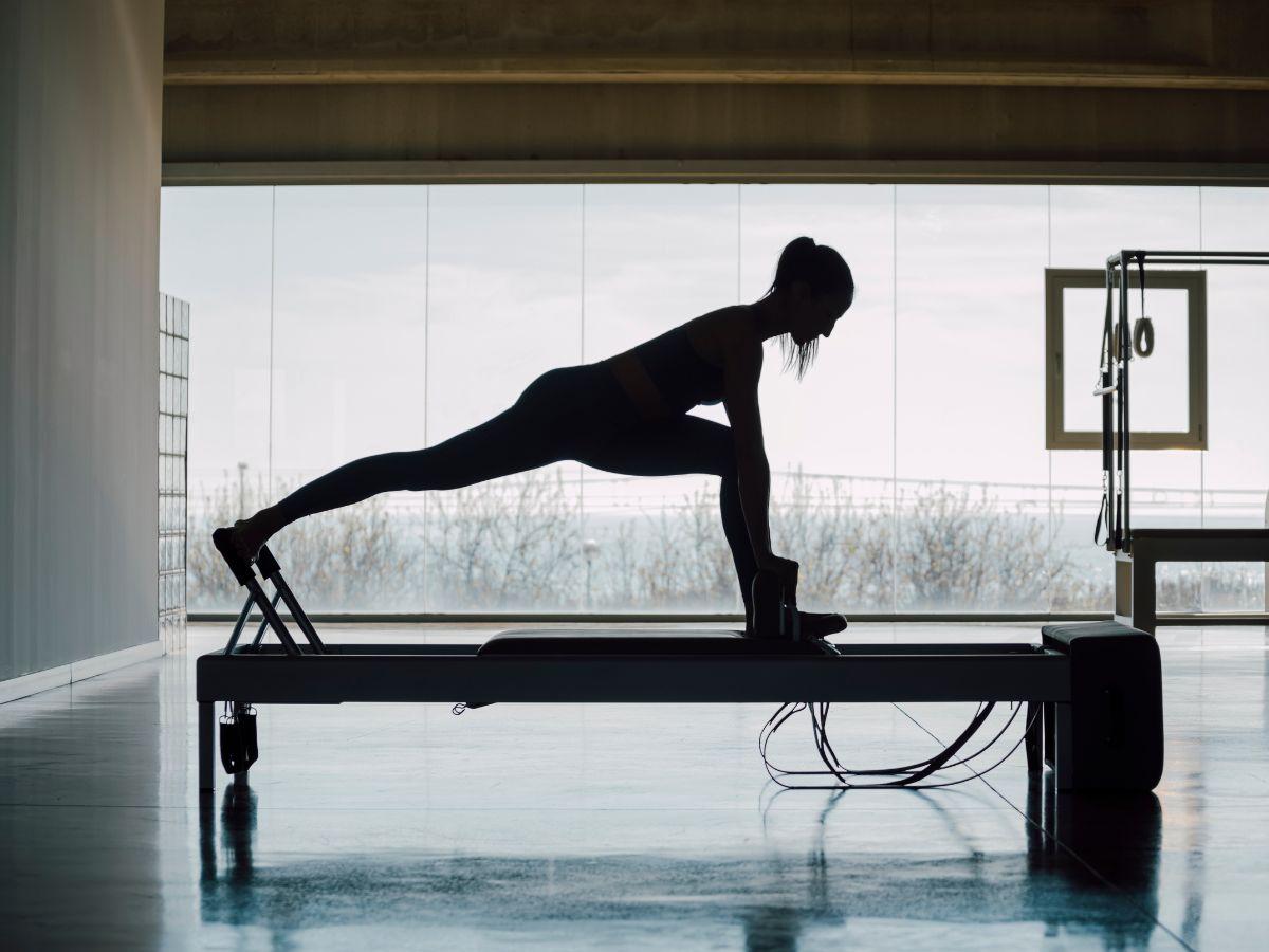 Giường tập Cadillac (Trapeze Table)