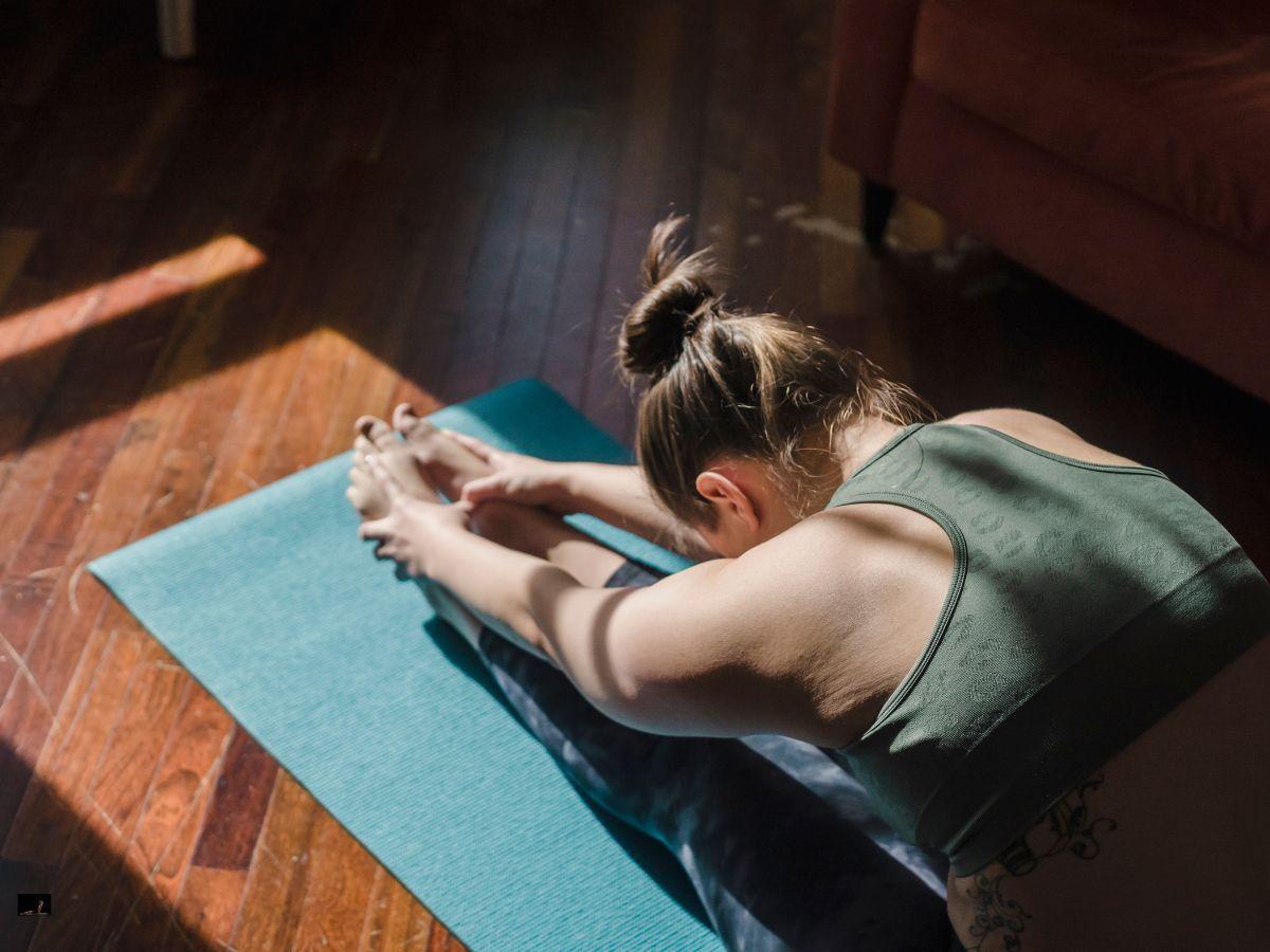 Hot Yoga là gì? Giải mã sức hút của Hot Yoga 