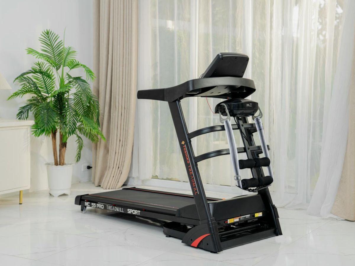 Kích thước máy và khả năng gấp gọn là những tiêu chí rất quan trọng, đặc biệt là trong các gia đình có không gian nhỏ