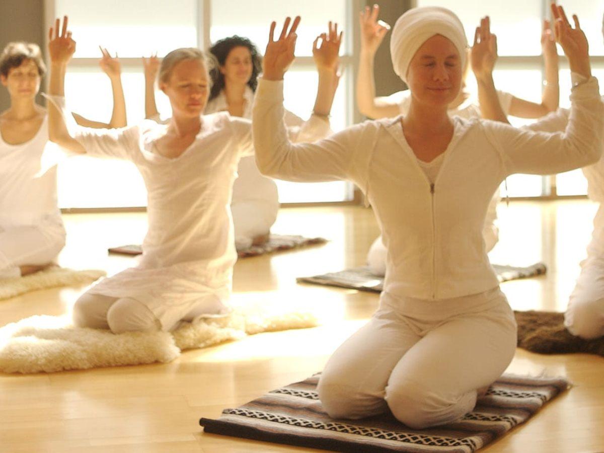 Yoga Kundalini giúp kết nối sâu sắc với bên trong cơ thể