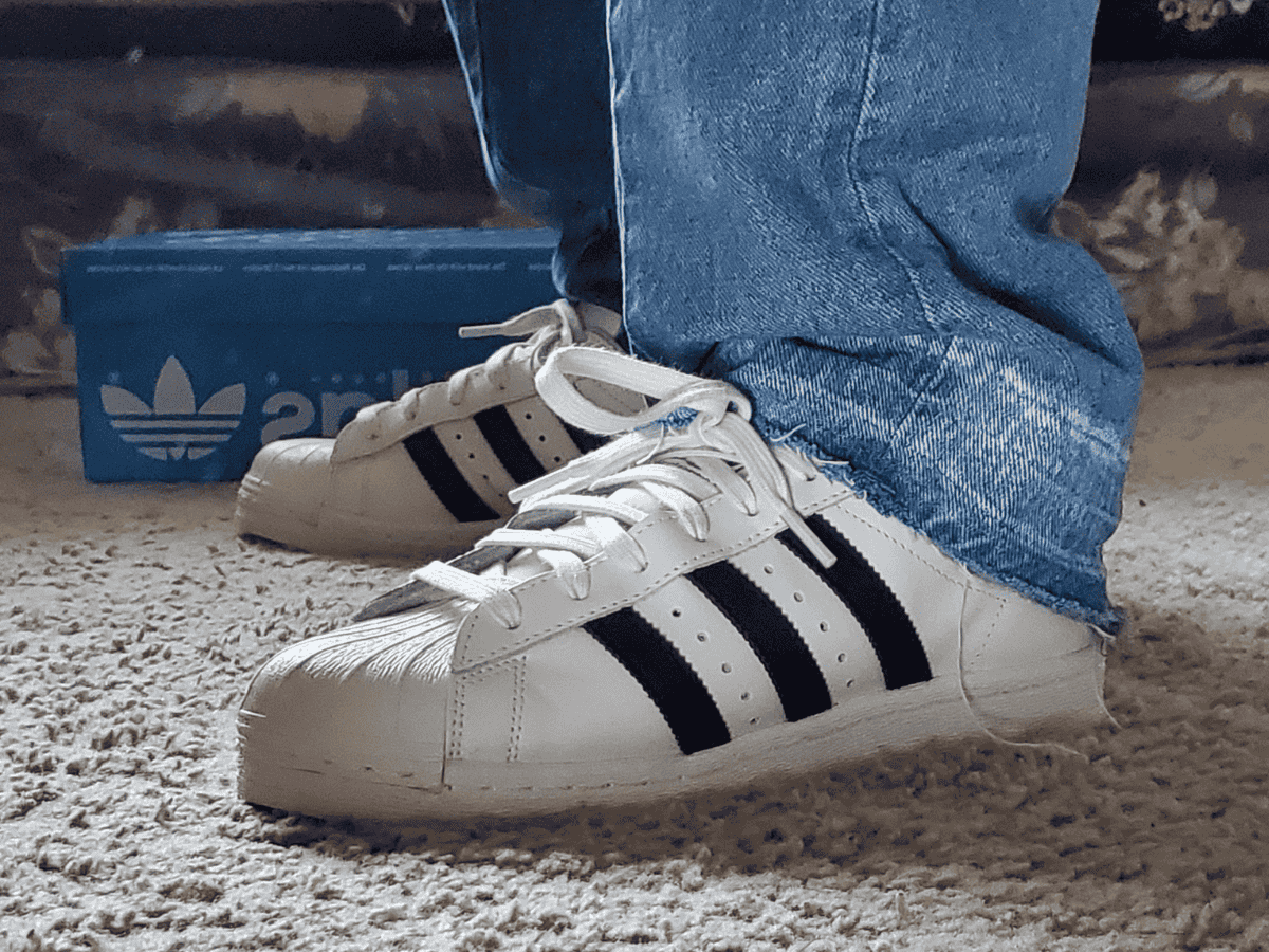 Super Star - một trong những mẫu giày sneaker hot năm 2025 