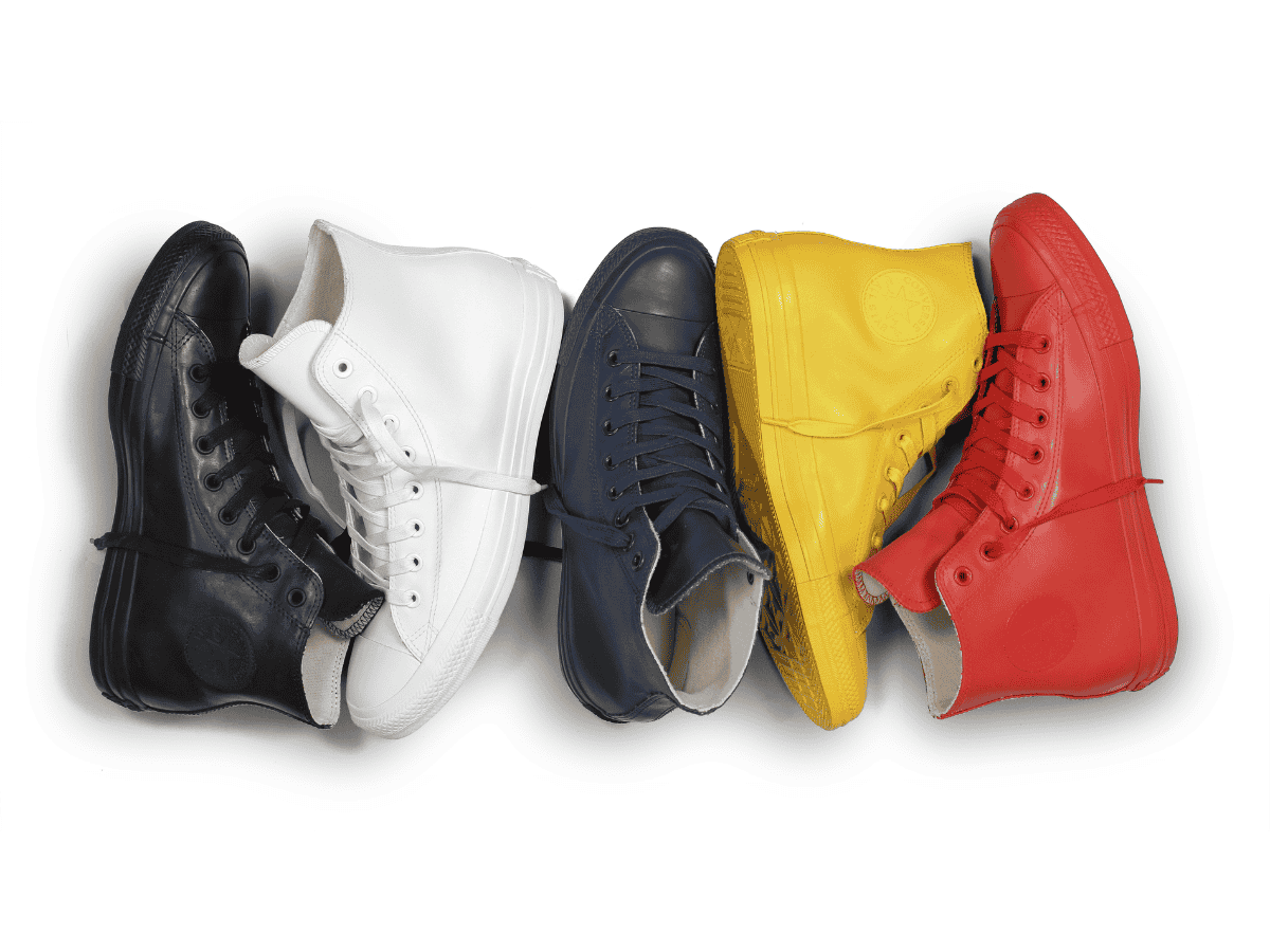 mau-giay-sneaker-hot-nhat-nam-2022-830