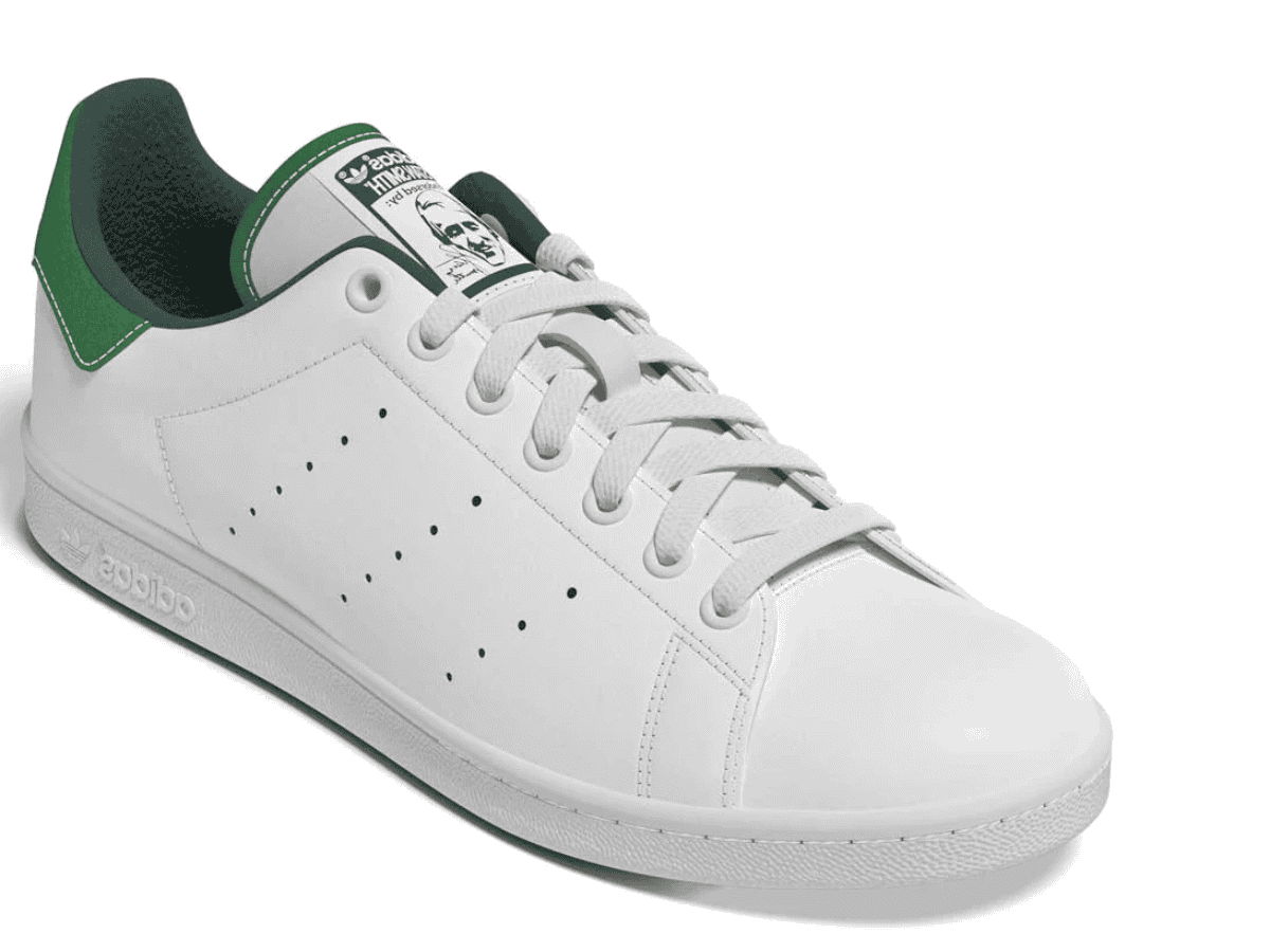 mau-giay-sneaker-hot-nhat-nam-2022-830