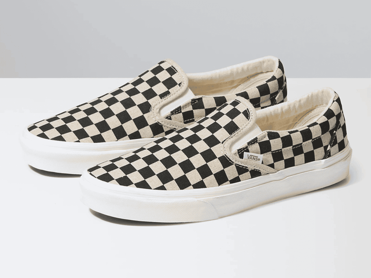 mau-giay-sneaker-hot-nhat-nam-2022-830