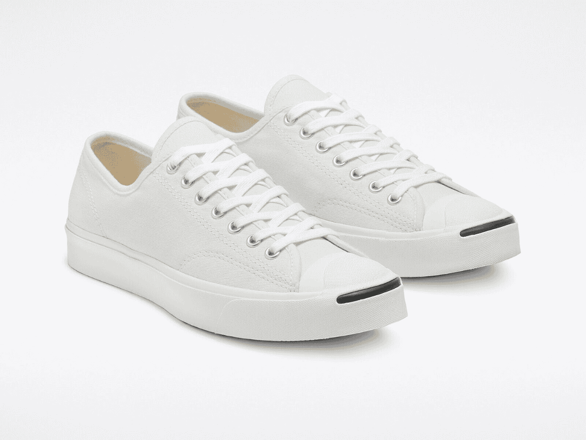 mau-giay-sneaker-hot-nhat-nam-2022-830